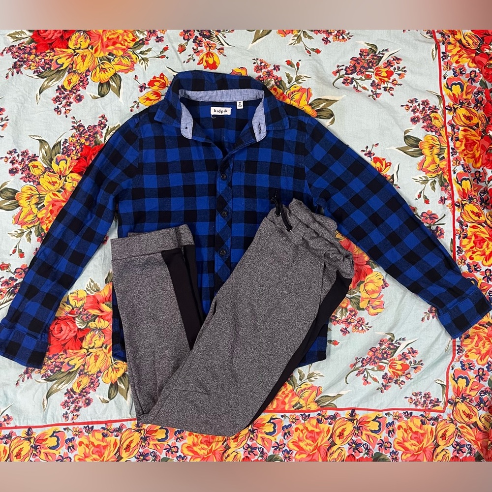 5 KIDS ITEMS FOR $20 
Kidpik Flannel Shirt and Gray Sweatpants with black stripe